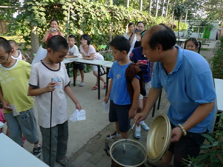 [转载]2010红泥巴润生园夏令营玩美结束！